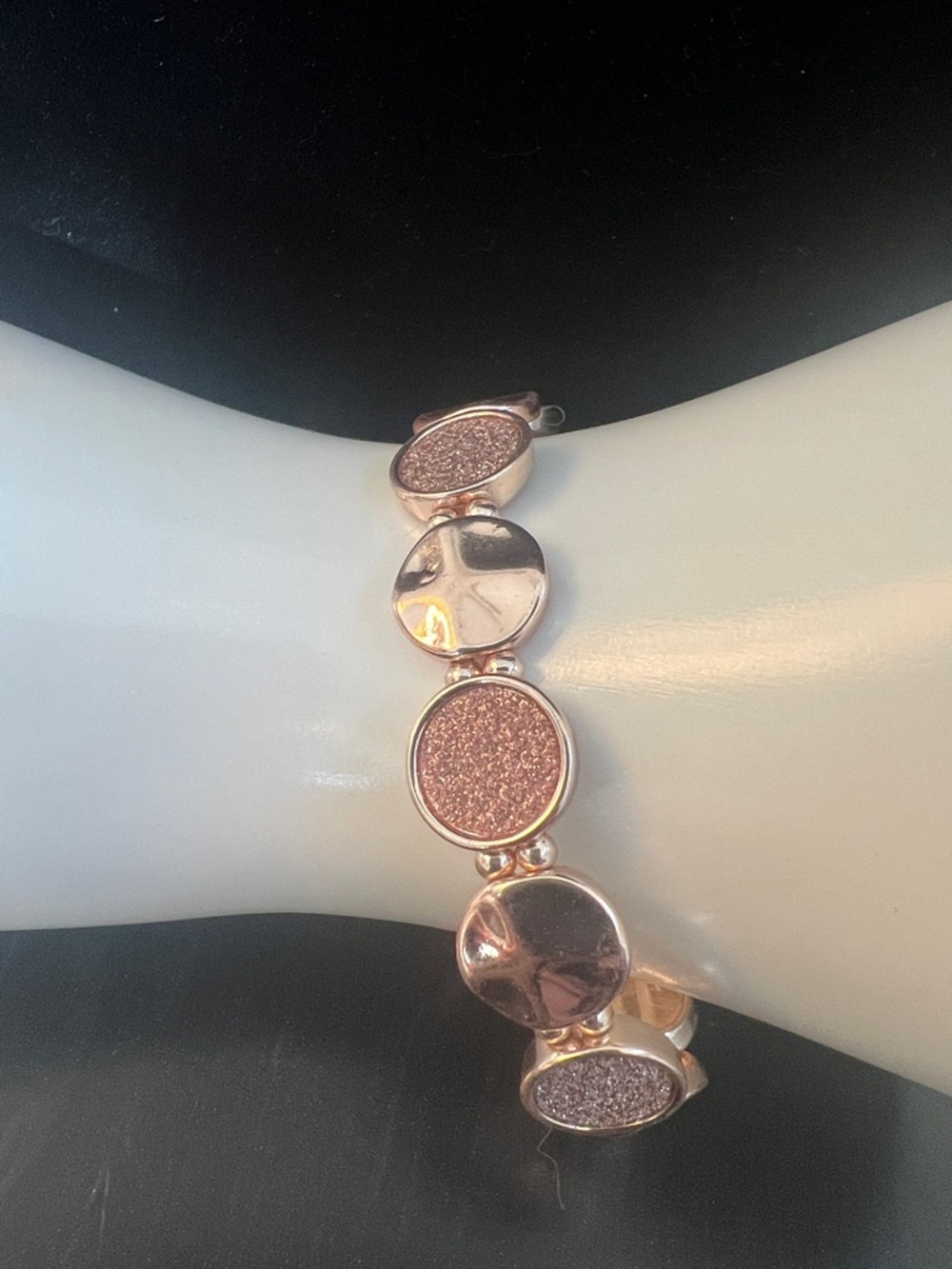Rose Gold stretch Circle-Link Bracelet for Women